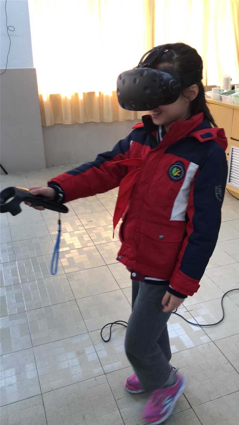 科学启迪课程：DI和VR来了